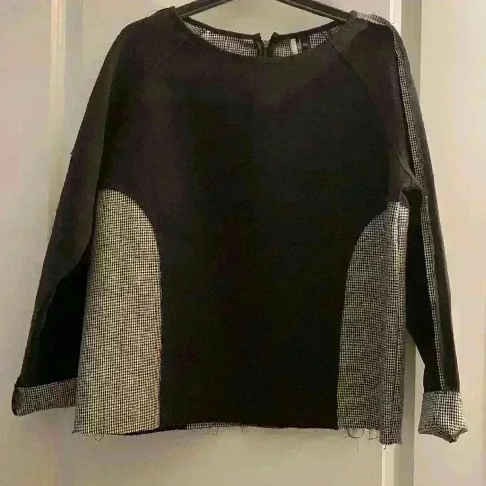 NEW- Topshop boxy black top